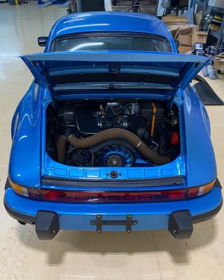#minervablue #porsche #porsche911 #carrera30 What a color for a 911!
This Carrera 3.0 is available now with matching number 3.0-apart and 3.6 running in car. Beautiful paint and a fast reliable powertrain. Oh yeah. It’s a real ‘76 Carrera 3.0. Original color.